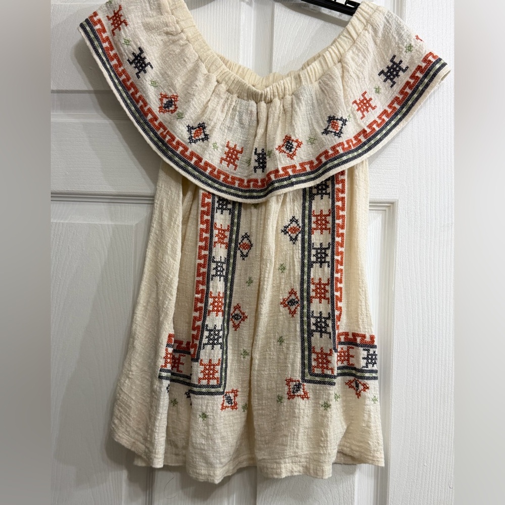 🥳3for $10 Easel Cream Off-Shoulder Embroidered Blouse